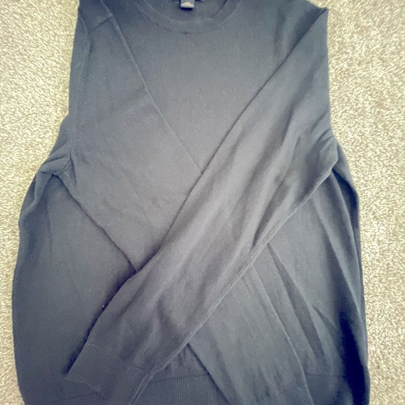 Banana Republic Cashmere Sweater - Picture 2 of 2